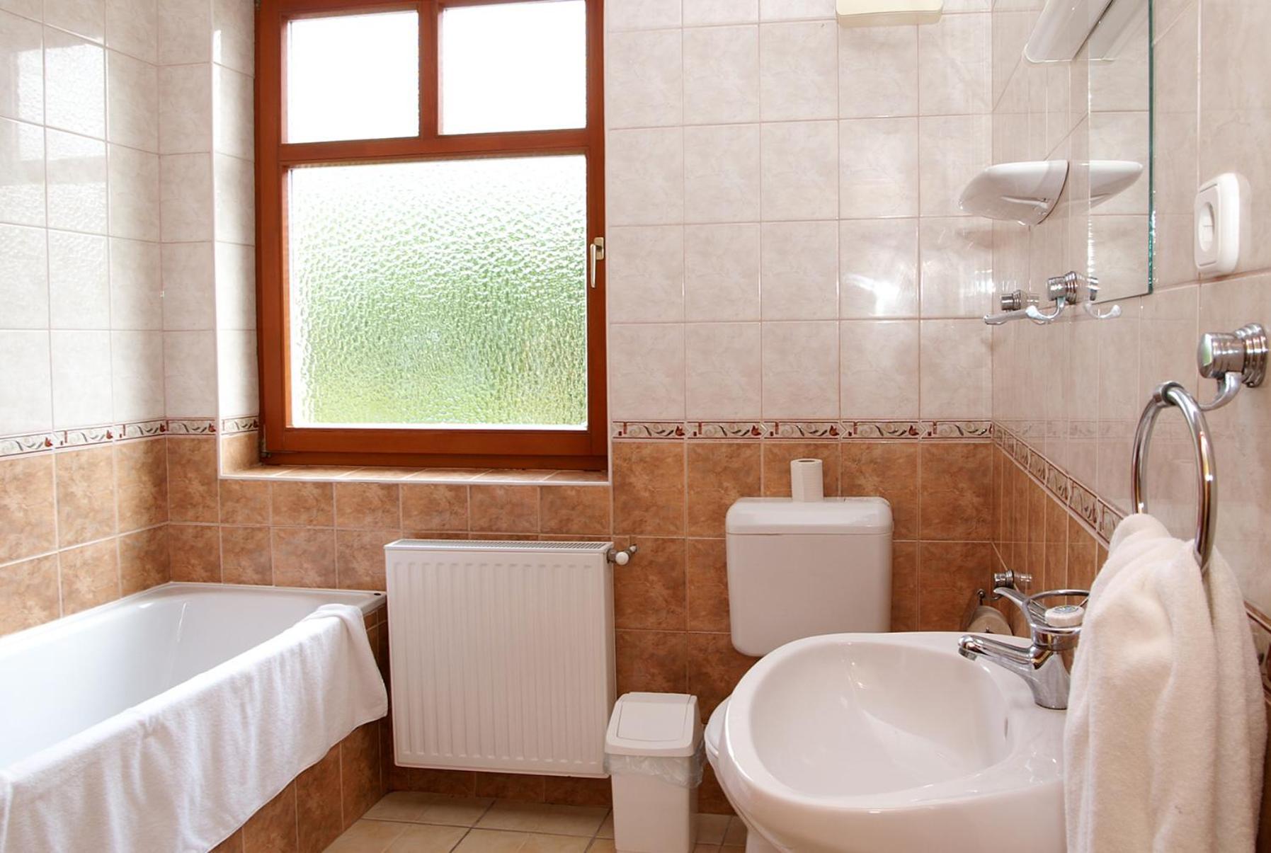 Pihenokereszt Panzio Bed & Breakfast Sopron Luaran gambar